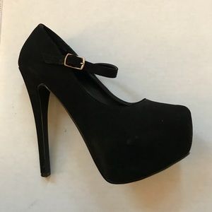 Paprika Black Platform Faux Suede Mary Janes Heels